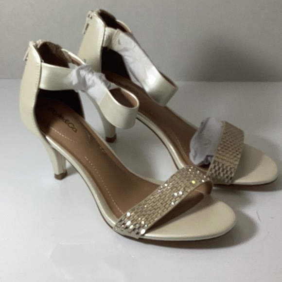 Style & Co. Phillys Two-Piece Evening Sandals - Picture 2 of 9